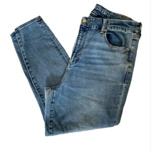 American Eagle Blue Jeans